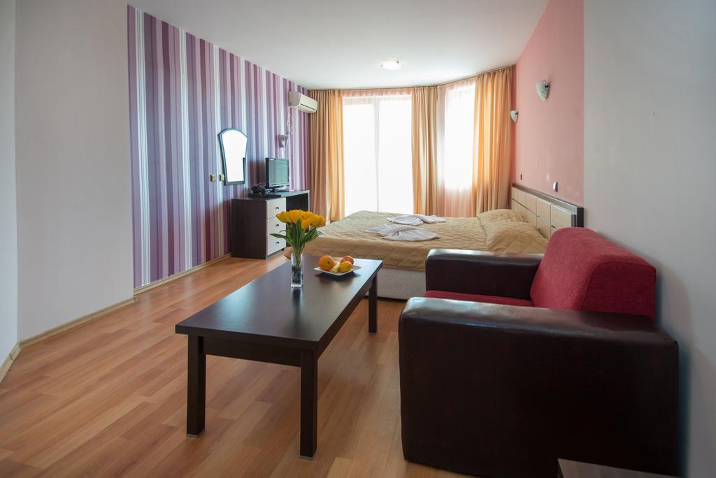 South Beach Hotel - New Management And Free Beach Access Carevo Kültér fotó