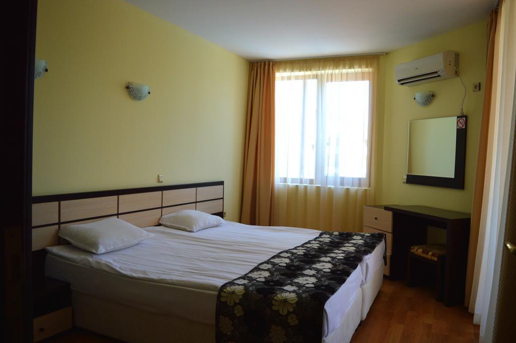 South Beach Hotel - New Management And Free Beach Access Carevo Szoba fotó